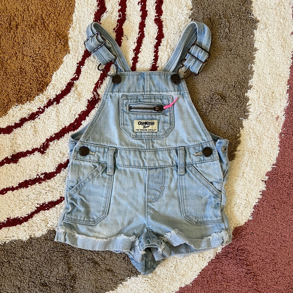 Oshkosh B’gosh Baby jean short navy overalls, 100% cotton and adorable 6 mo.